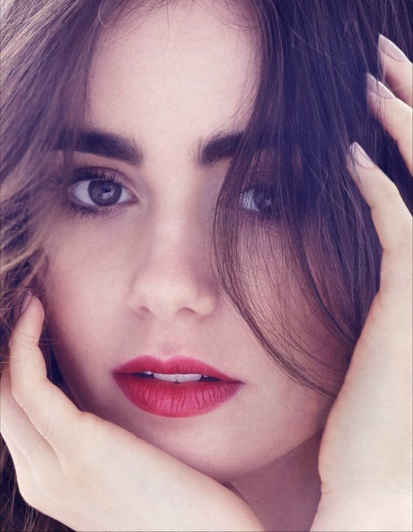 Lily Collins hübsche pornographische galerie