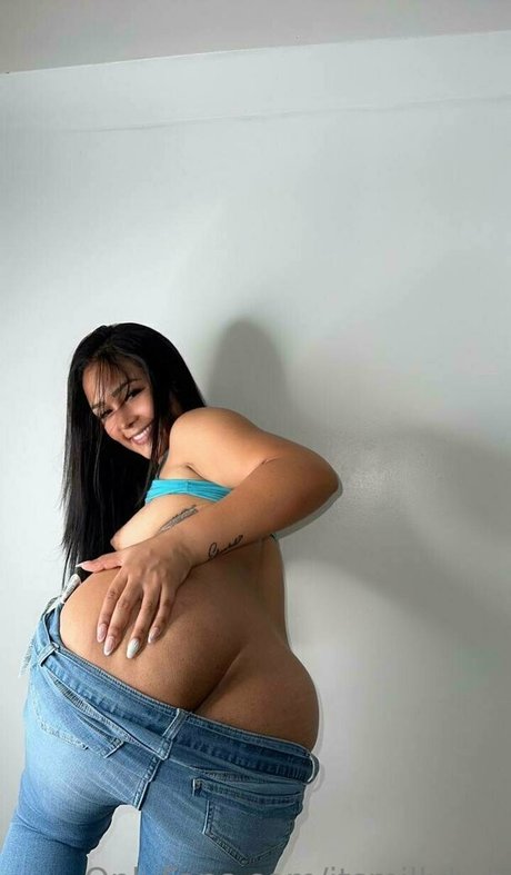 itsmillyhot exklusive freie bild