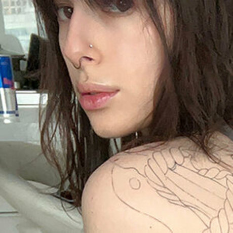 asiatische tattoo-onlyfans kunst nackte fotos