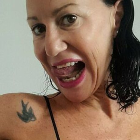 silvialaura erwachsene nackt bilder