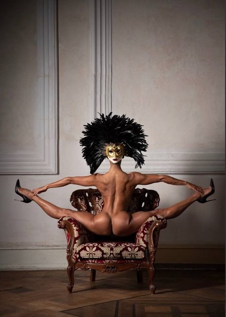 Laetitia Bouffard Roupe porno akt fotos