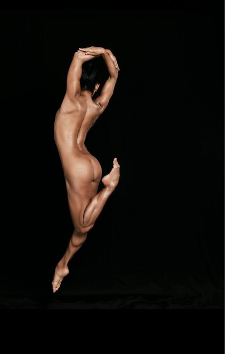 Laetitia Bouffard Roupe model beste foto