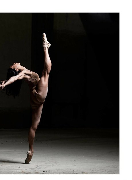 Laetitia Bouffard Roupe nackt pornostar fotos