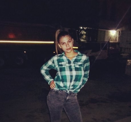 Roberta Ptru kunst sexy foto