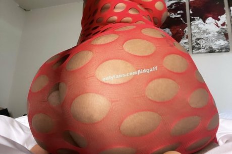 ildgaff schauspielerin nackt galerie