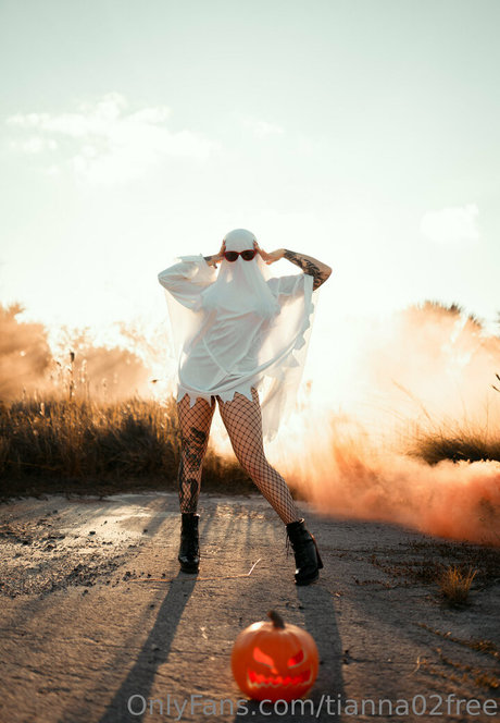 tianna02free schauspielerin akt galerie