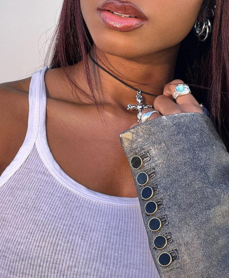 Normani Kordei pornografische pornostar foto