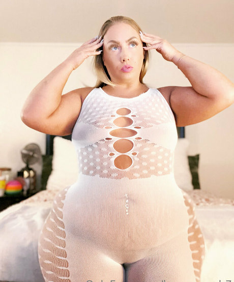 mama anal onlyfans nacktheit kunst galerie