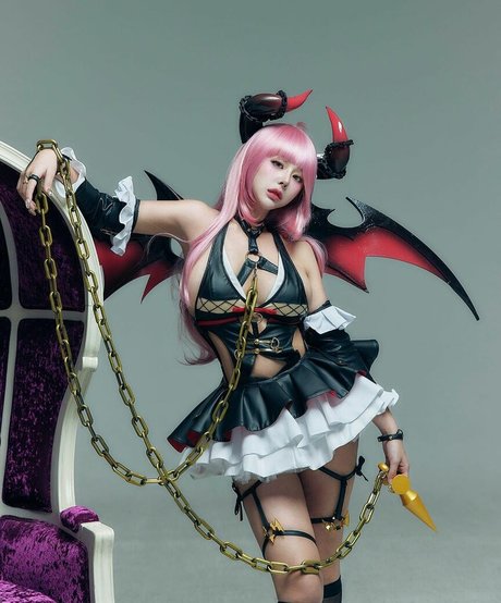 e__luda glamorous Profilbild