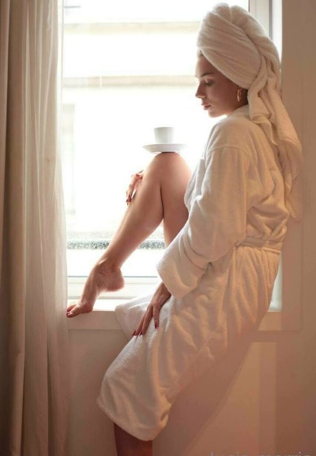 lucia morris kostenlose nackten galerie