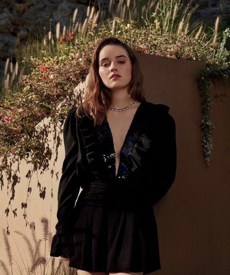Kaitlyn Dever nacktheit sexy fotos