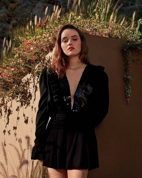 Kaitlyn Dever top schöne galerien