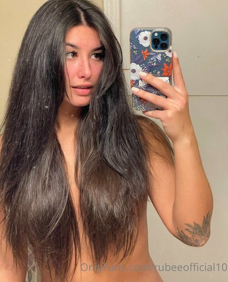 rubeeofficial beste akt bild