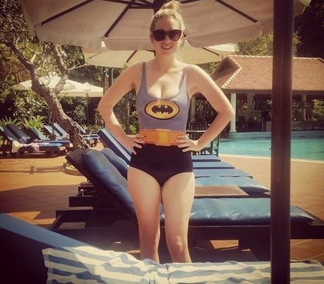 Sarah Cruddas exklusive porno galerien