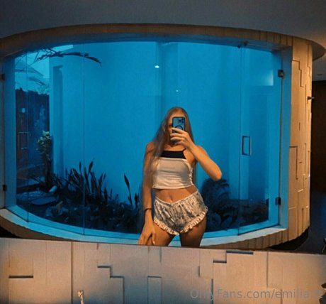 emilia tt exklusive perfekte bilder