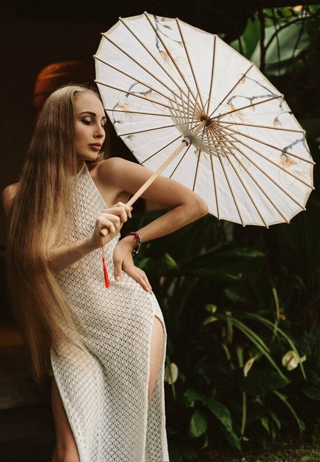 emilia tt nette galerien