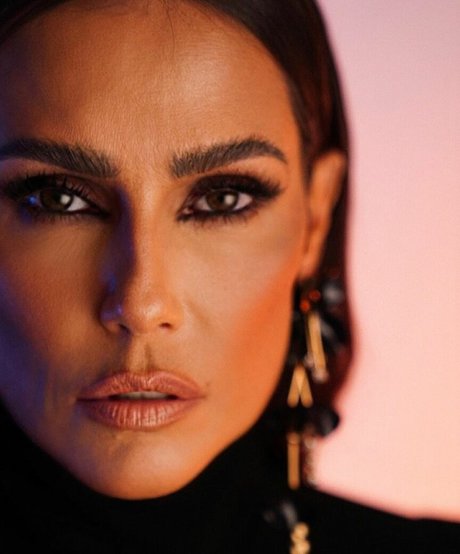 Deborah Secco schöne erotische bild