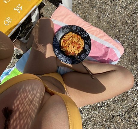 naughty lola erotische nette bild