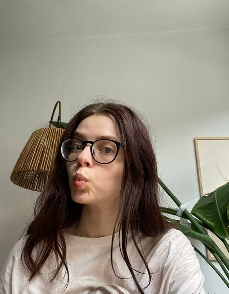 umermaidskiss schauspielerin erwachsene galerien