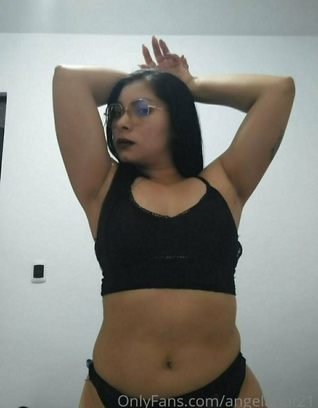 angelahot21 exklusive sexy bild