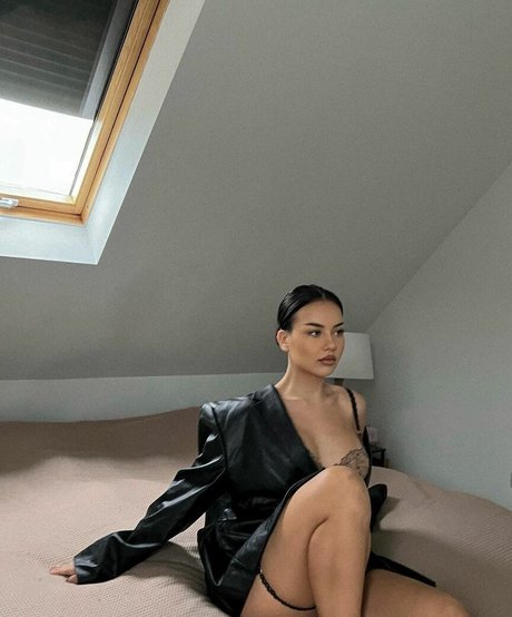 Doina Barbaneagra model sex galerie