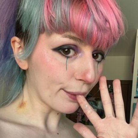 Tweetney erotische nacktheit galerie