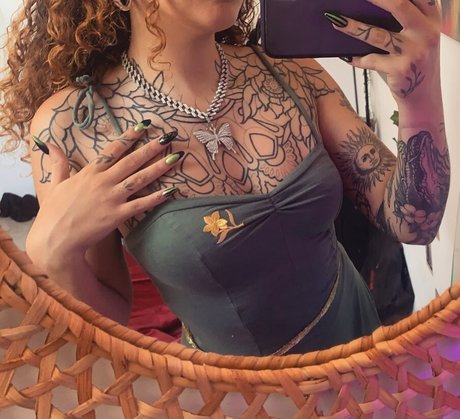 Edin Kary pornographische pornostar bild