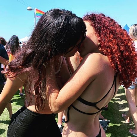 Edin Kary kostenlose porno bild