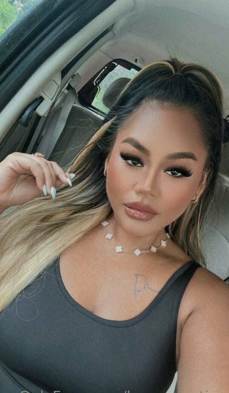 Tonti Thampitak schauspielerin sex bild