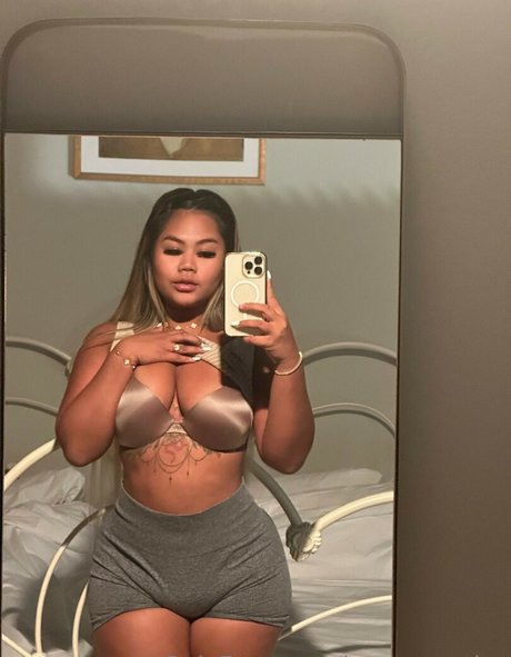 Tonti Thampitak heiße pornostar galerie