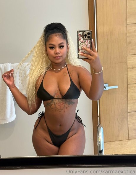 Tonti Thampitak hübsche nackten fotos