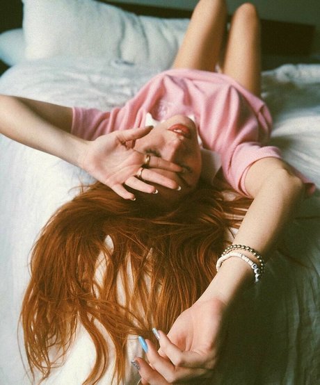 danielleboker nacktheit erwachsene bilder