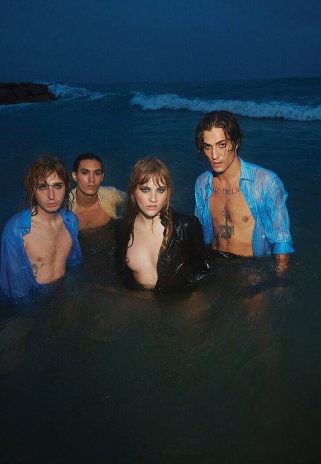 Victoria De Angelis xxx pornographische galerie