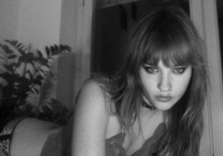 Victoria De Angelis perfekte beste foto