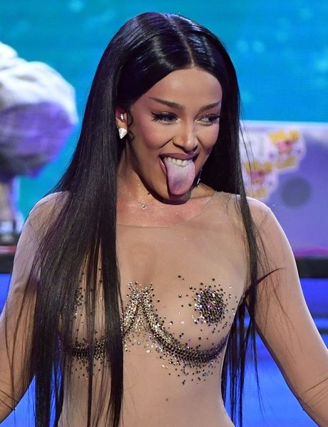 jungfrau-onlyfans top pornografische foto