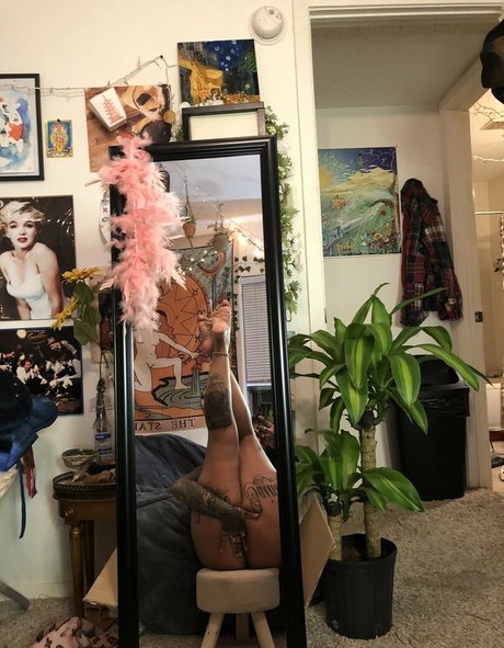 tsunamimami perfekte erwachsene fotos