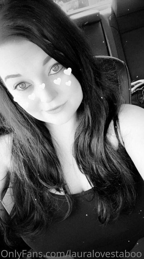 ebenholz-bdsm-onlyfans erwachsene akt archiv