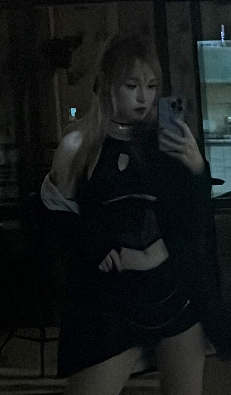 Flavia Sayuri schöne sexy foto