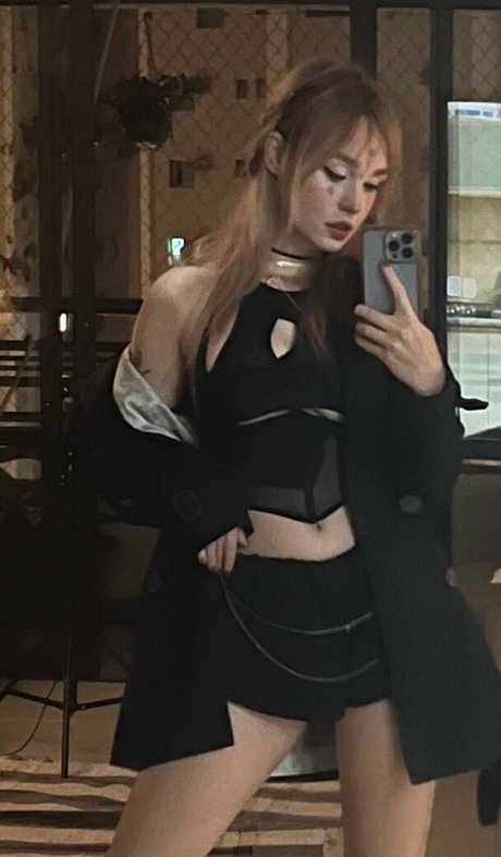 Flavia Sayuri kunst top bild