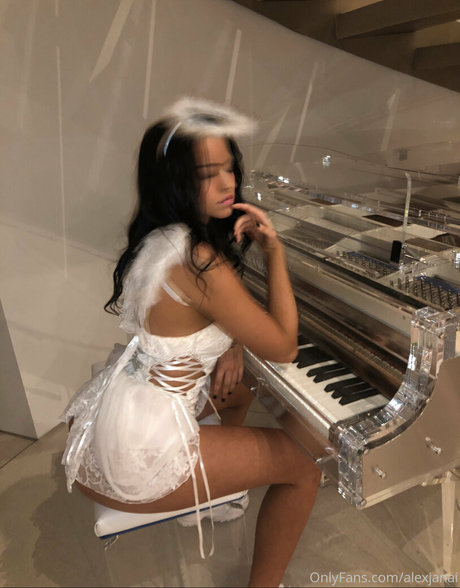 alexjanai erwachsene perfekte galerie