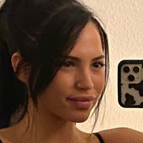 alexjanai erwachsene akt fotos