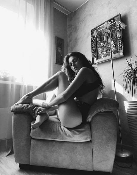 Rita Flores model nackt fotos