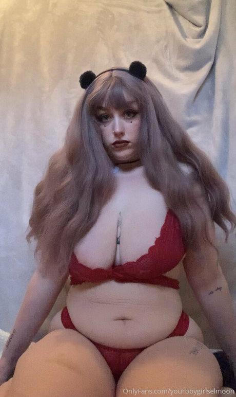 yourbbygirlselmoon xxx nackten fotos