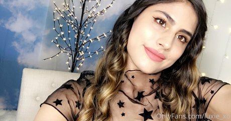 luxie xo nackt kunst archiv