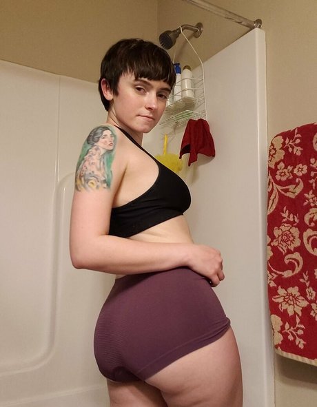 lucylawrence top exklusive galerie