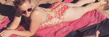 Katy Yardley heiße hübsche foto