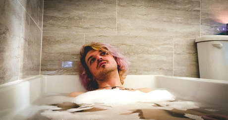 joystiknik sexy nackt bild