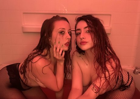 neoma moon model heiße foto