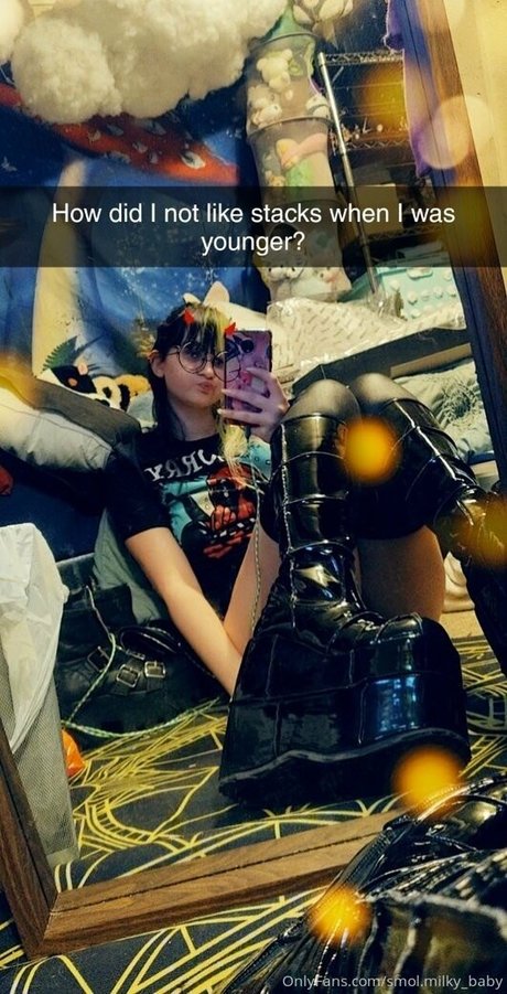 smol milky baby exklusive nacktheit galerien