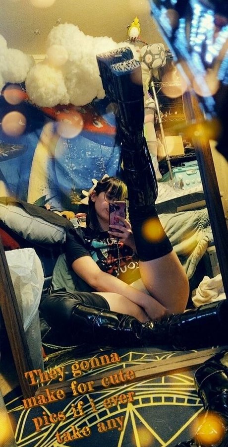 smol milky baby perfekte nackten bild